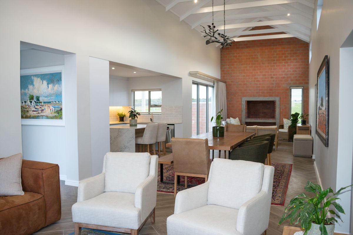 Spacious Double-Storey Family Home in Secure Estate – No Transfer Duty! - Photo 3