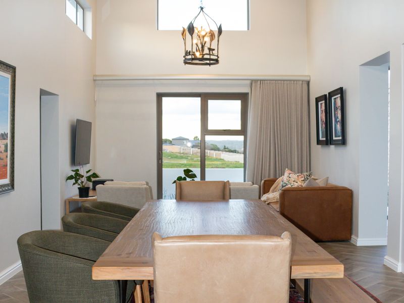 Spacious Double-Storey Family Home in Secure Estate – No Transfer Duty! - Photo 9