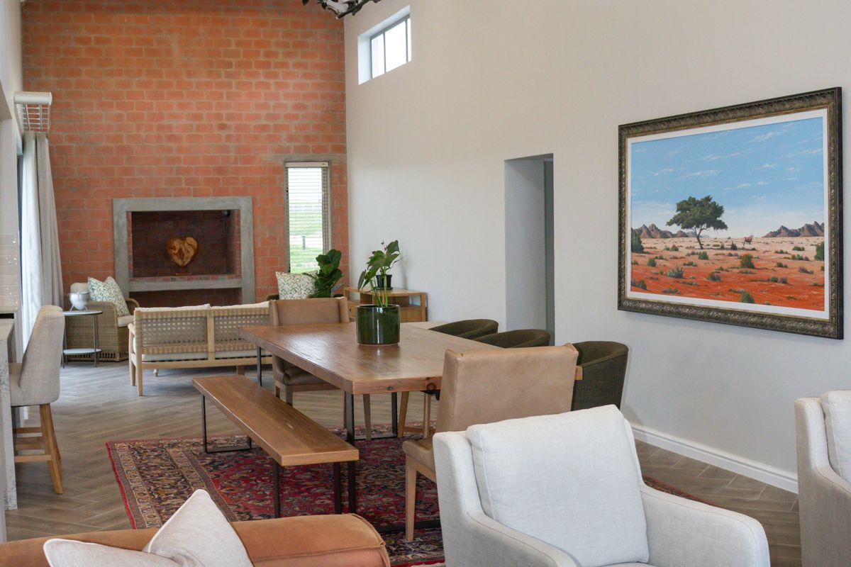 Spacious Double-Storey Family Home in Secure Estate – No Transfer Duty! - Photo 2