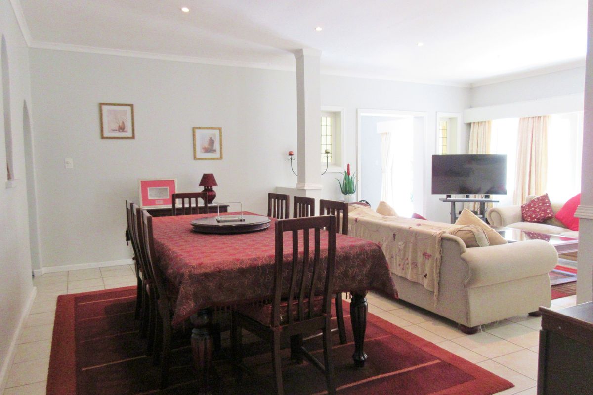 Spacious Character Home on Expansive Parklike Grounds with Flat - Photo 5