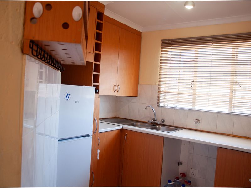 Charming  Ground Floor Apartment in Vorna Valley - Photo 2