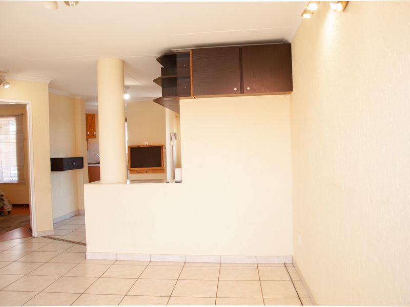 Charming  Ground Floor Apartment in Vorna Valley - Photo 7