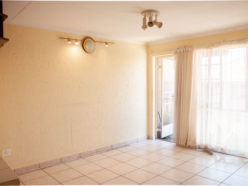 Charming  Ground Floor Apartment in Vorna Valley - Photo 5