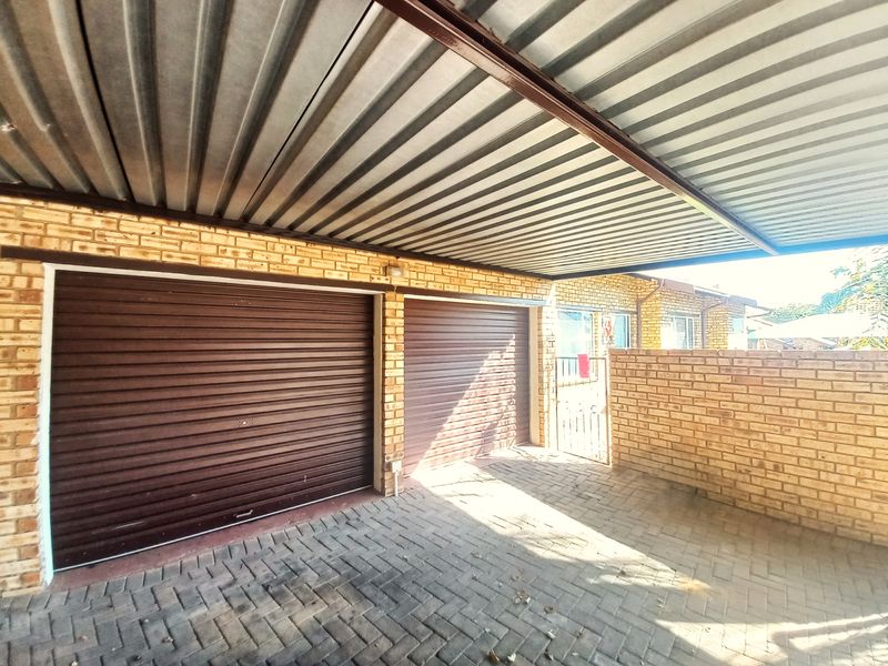 Your Dream Home Awaits - Photo 5