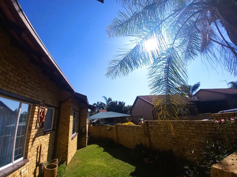 Your Dream Home Awaits - Photo 3