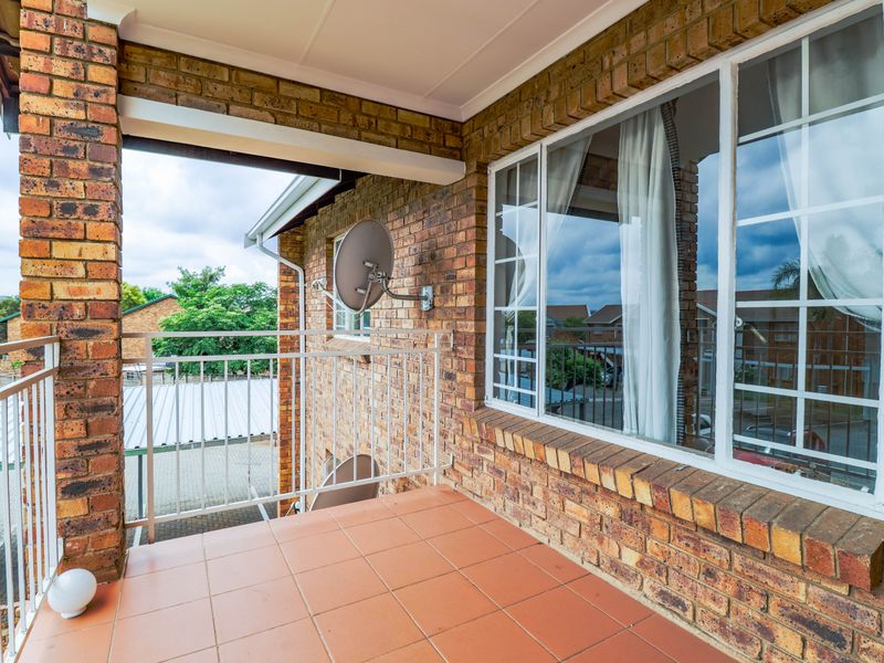 Smart Investment in Prime Highveld Location – Tenanted & Turnkey Ready! - Photo 9