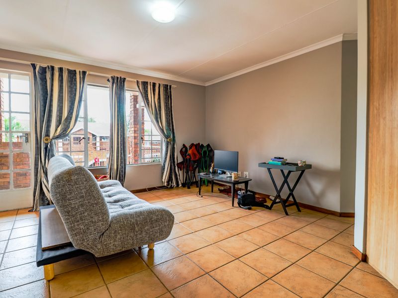 Smart Investment in Prime Highveld Location – Tenanted & Turnkey Ready! - Photo 6