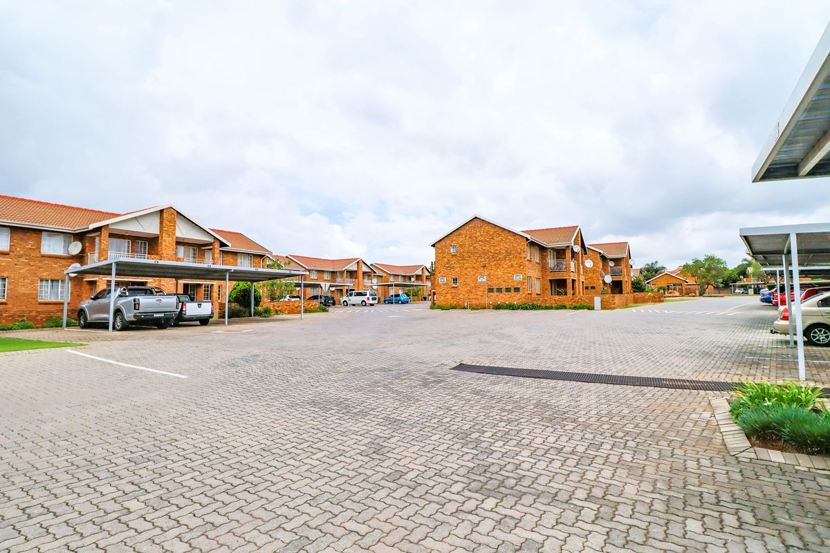 Smart Investment in Prime Highveld Location – Tenanted & Turnkey Ready! - Photo 2