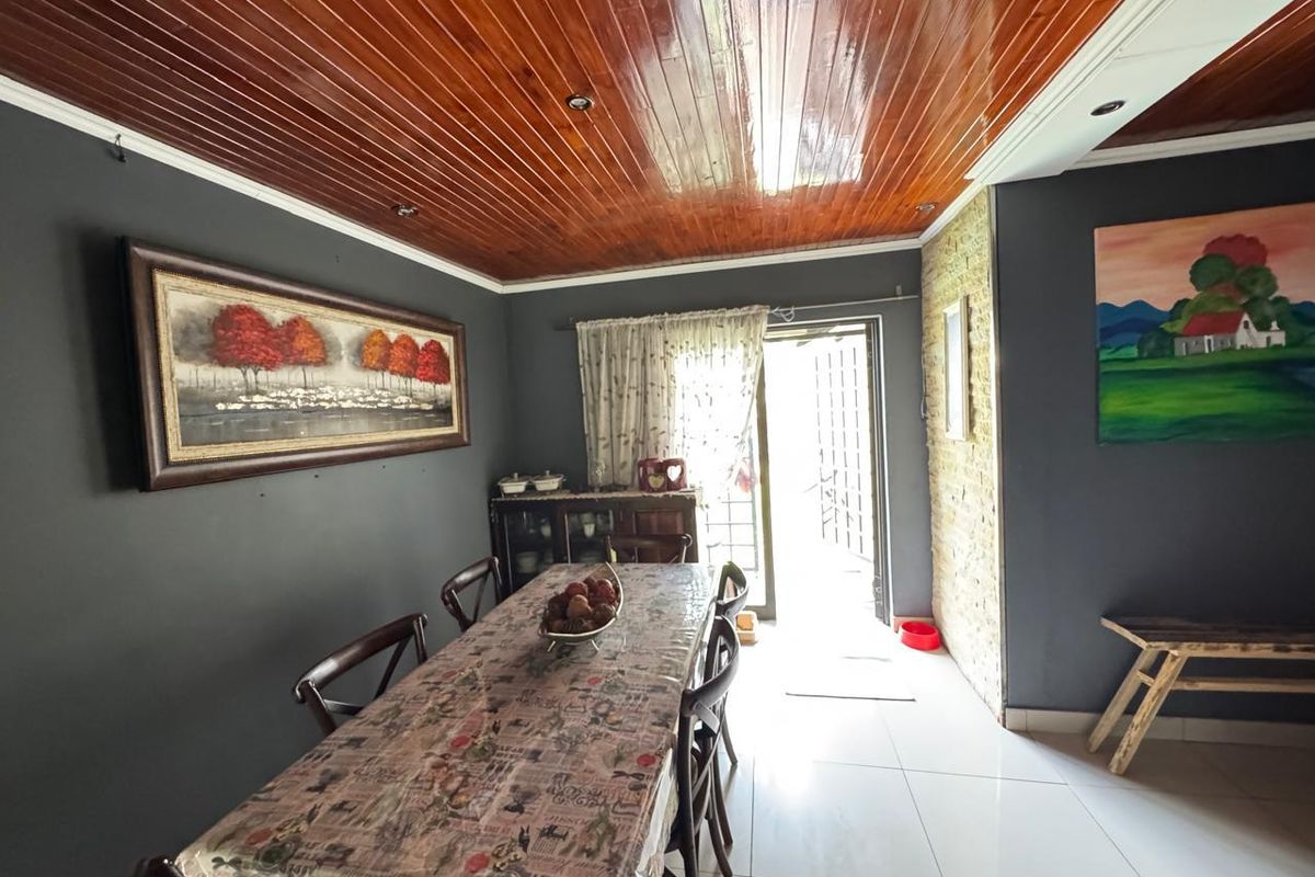Spacious four bedroom home for sale in Secunda - Photo 5