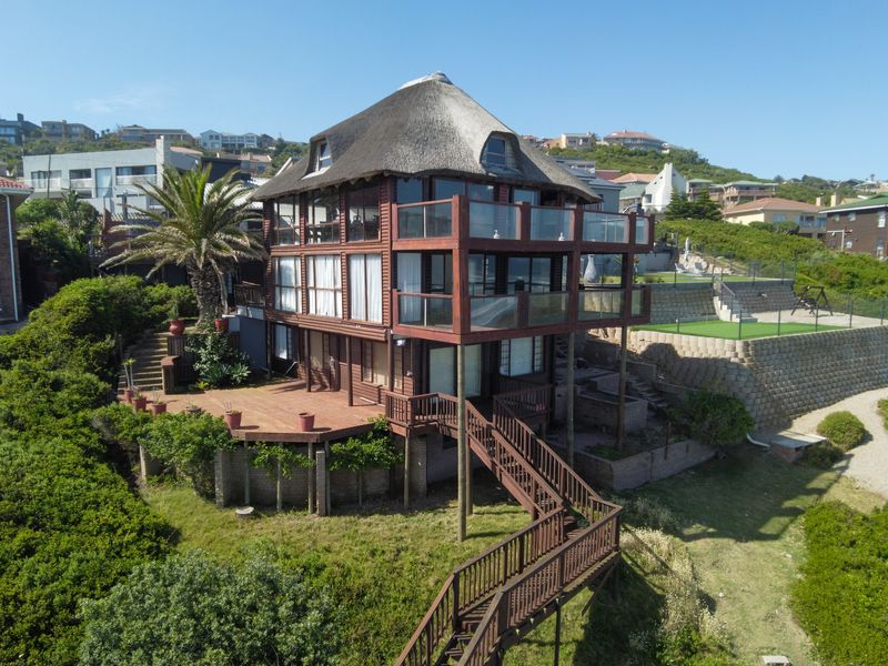 New release – Authentic beachfront living at Its best - Photo 1