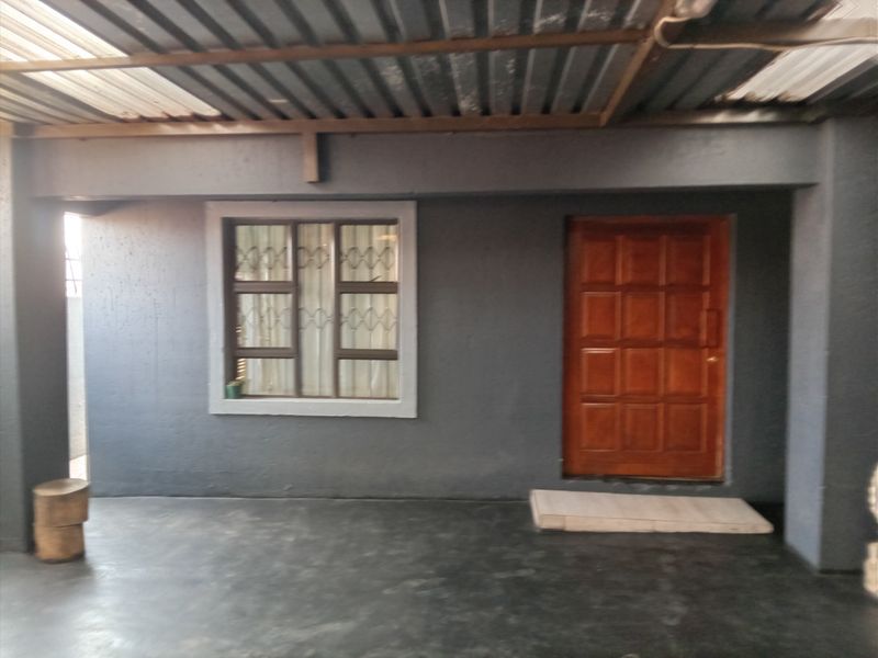 HOUSE FOR SALE - Photo 7
