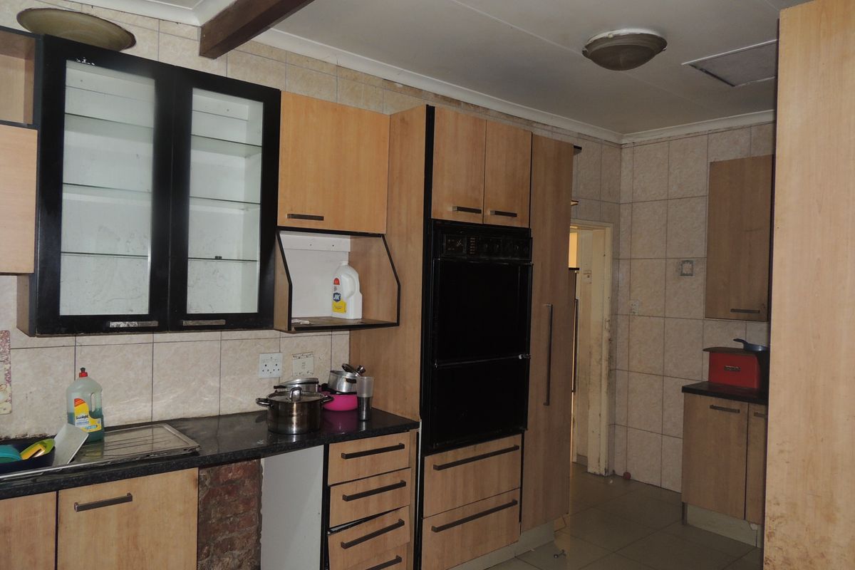 Investor’s Jackpot - Photo 4