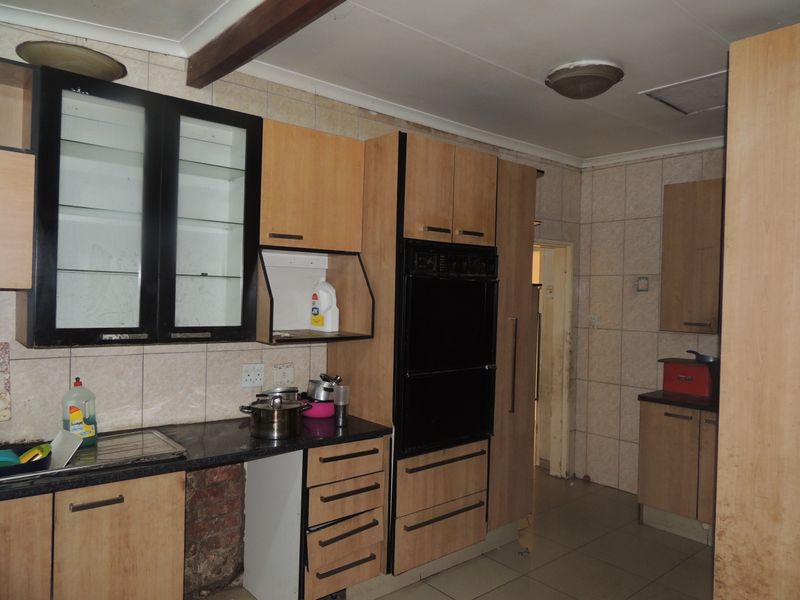 Investor’s Jackpot - Photo 4
