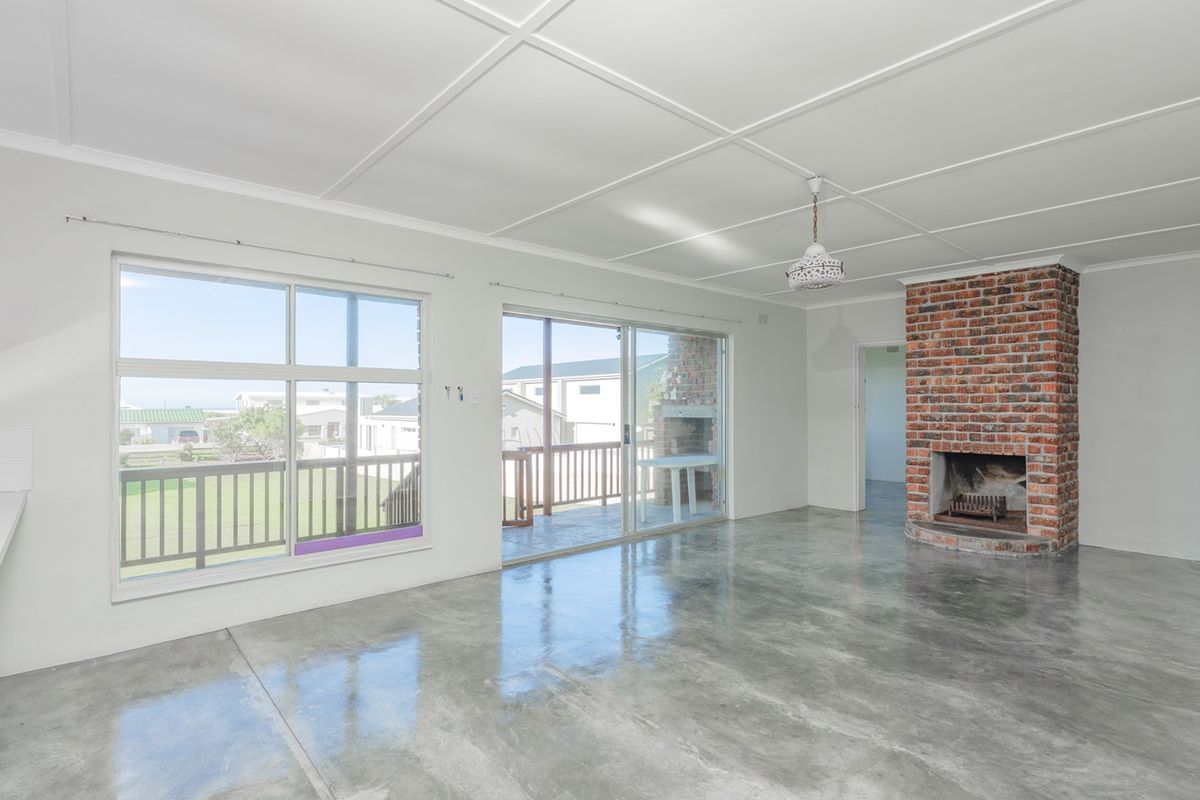 Neat 3-Bedroom Long-Term Rental in Agulhas –  Coastal Home! - Photo 5