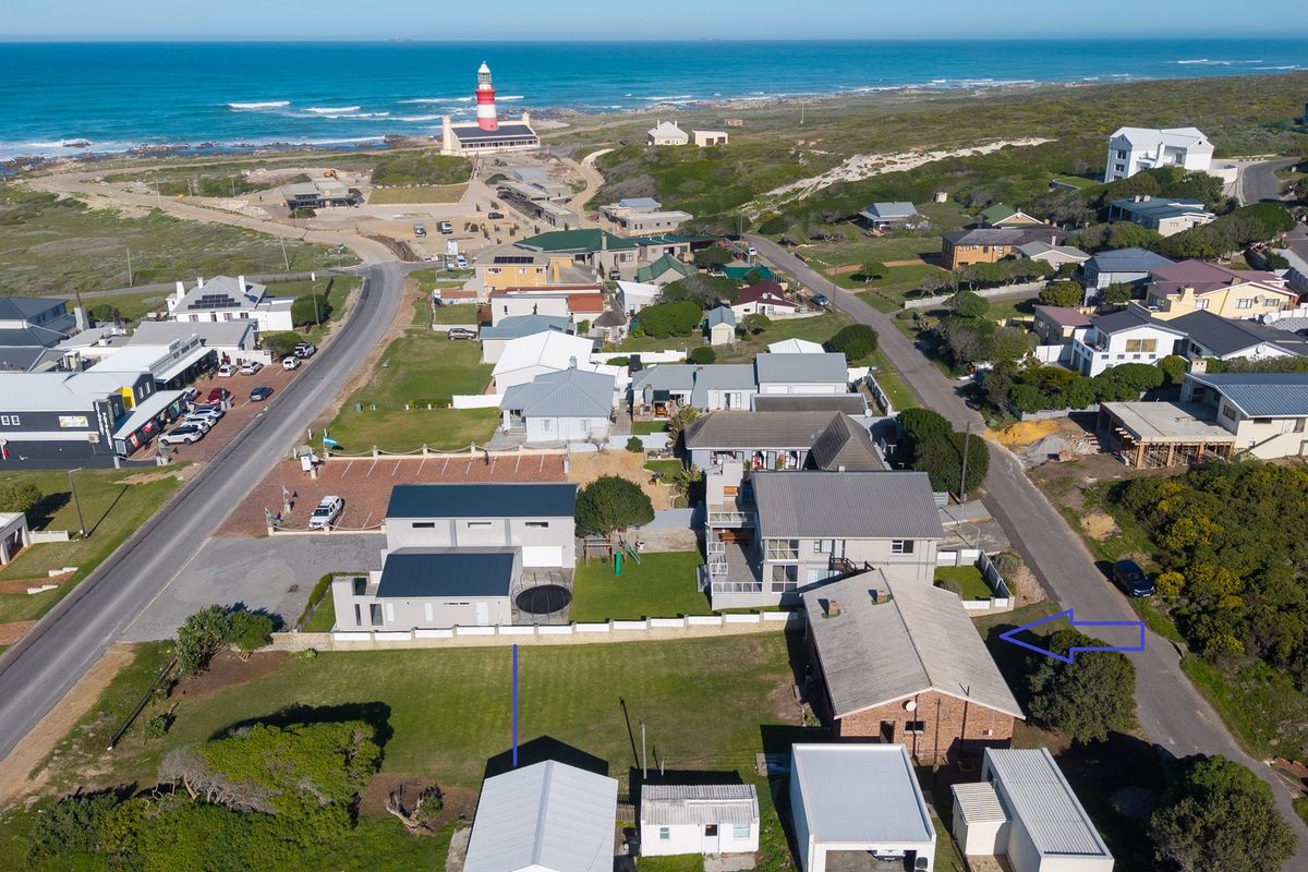 Neat 3-Bedroom Long-Term Rental in Agulhas –  Coastal Home! - Photo 2