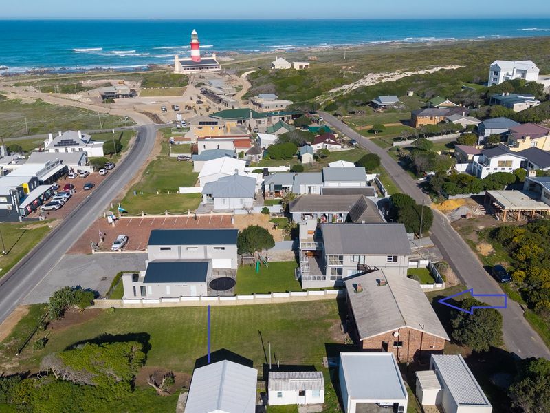 Neat 3-Bedroom Long-Term Rental in Agulhas –  Coastal Home! - Photo 2