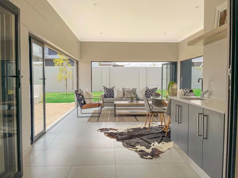 Modern Luxury in Midstream Estates – No Transfer Duty - Photo 8
