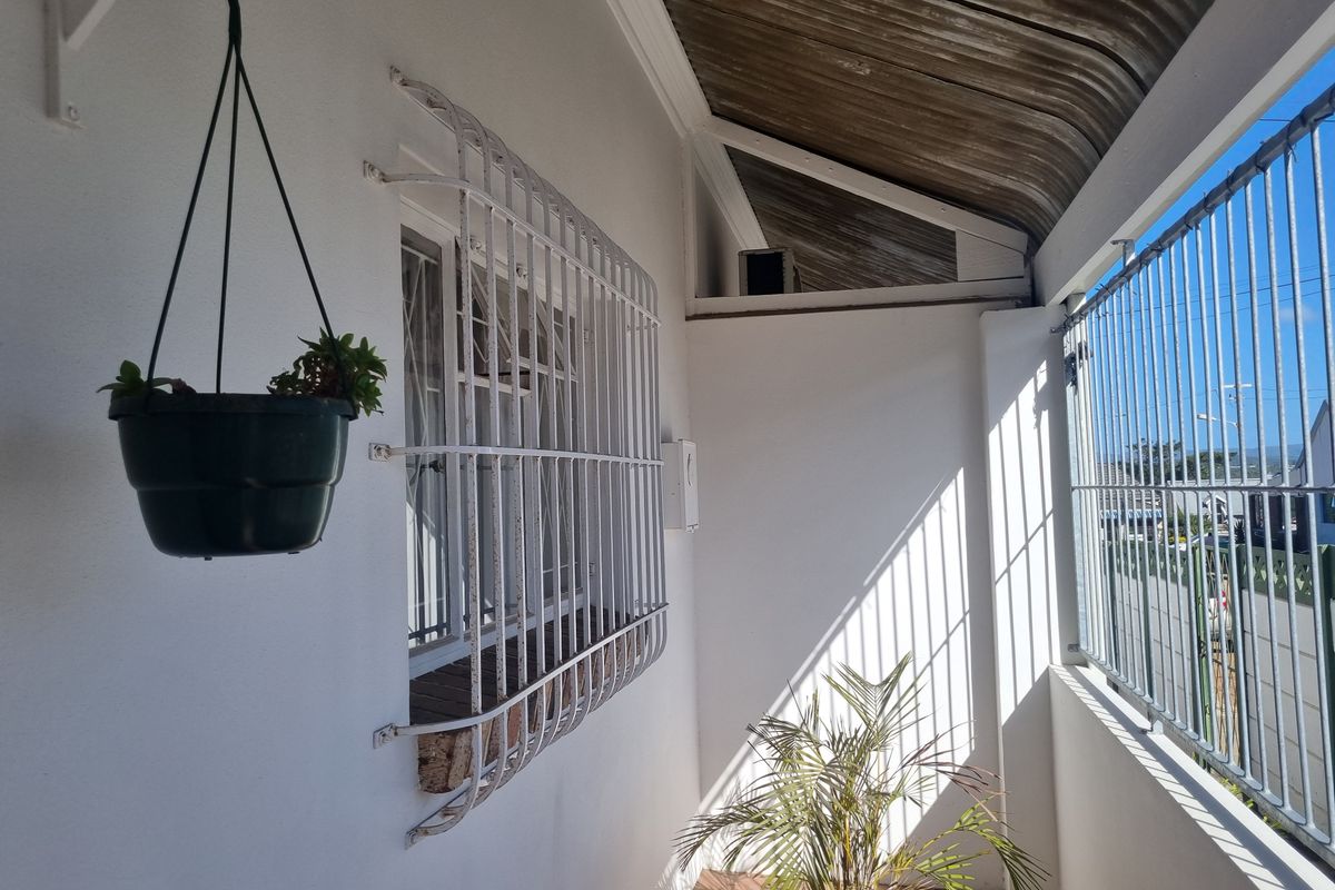 Double Delight! - Photo 3