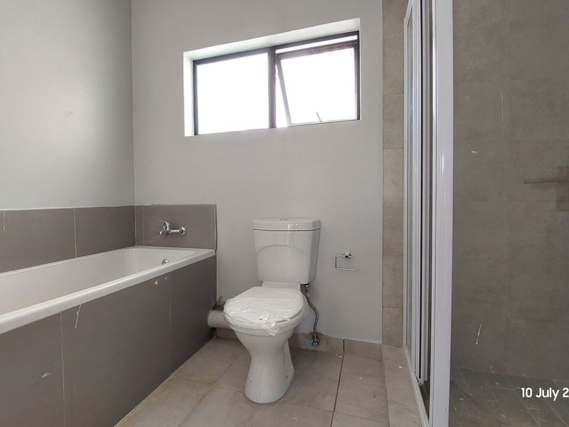 NEW DEVELOPMENT selling off-plan. Buy direct from the developer and SAVE! BUY-TO-LET investment - Photo 9