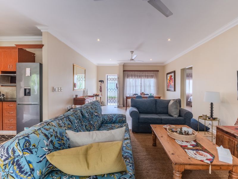 Secure, Stepless Simplex in Prime Durban North Complex - Photo 6