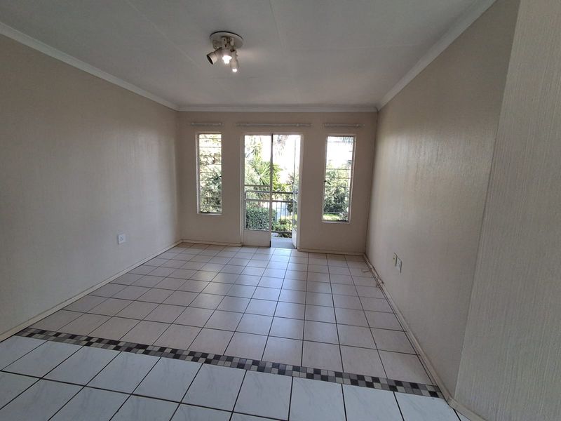 Stop Renting, Start Owning! Safe & Affordable 2-Bedroom Apartment in Radiokop - Photo 8