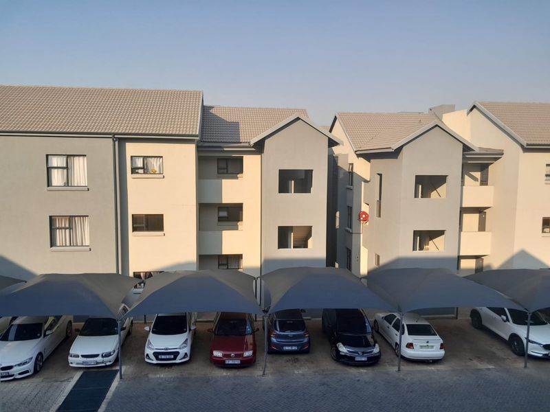 Modern Ground Floor Apartment in Jansen Park, Boksburg – Secure Living with Excellent Convenience - Photo 4