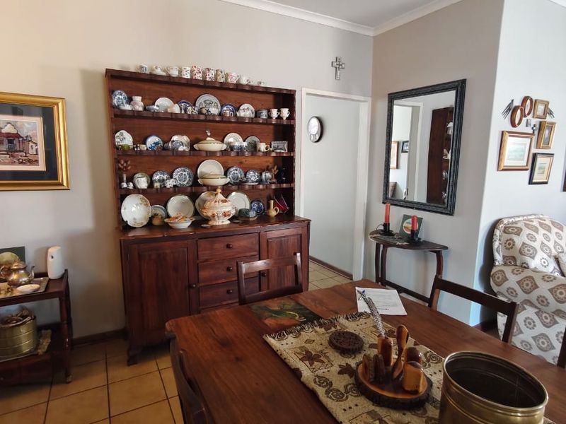 Well maintained family home - Photo 4