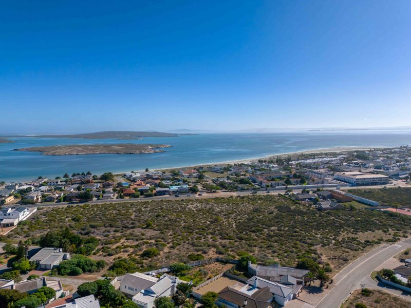 Bidding starts at R3.8 Million!!! - Photo 7