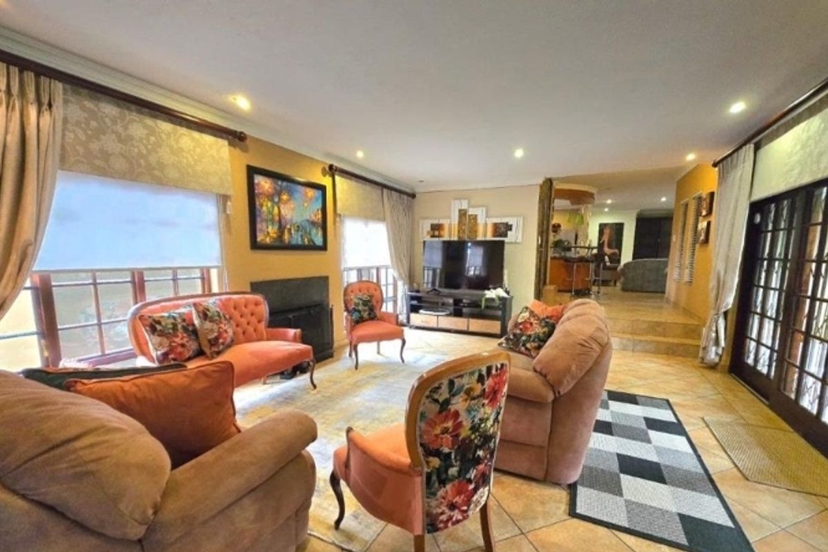 READY TO MOVE IN PROPERTY - Photo 3