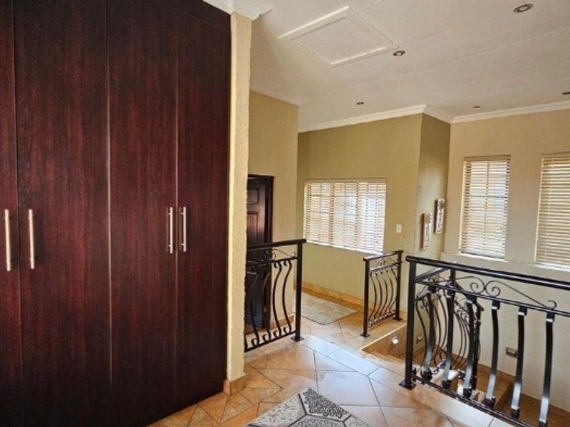 READY TO MOVE IN PROPERTY - Photo 7