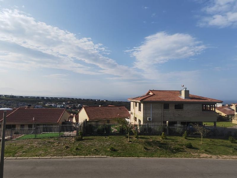 Elevated Coastal Living with Spectacular, Panoramic Ocean Views in Mossel Bay - Photo 5