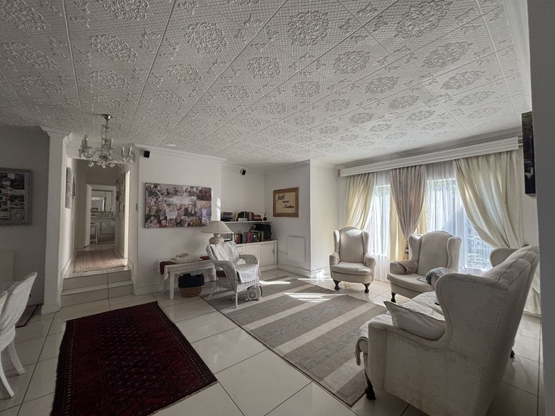 French Flair in Modelpark - Photo 4