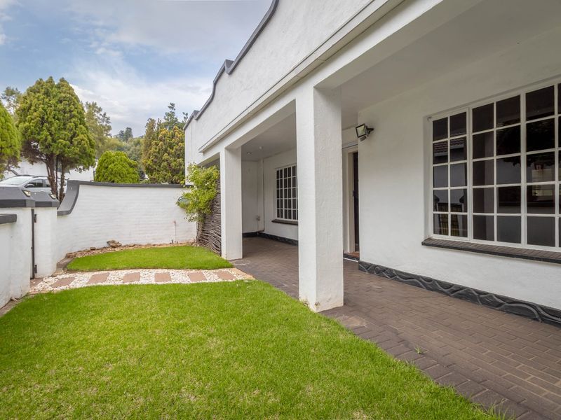 Charming 2 Bedroom 1 bathroom ground floor apartment in Helderkruin - Photo 6