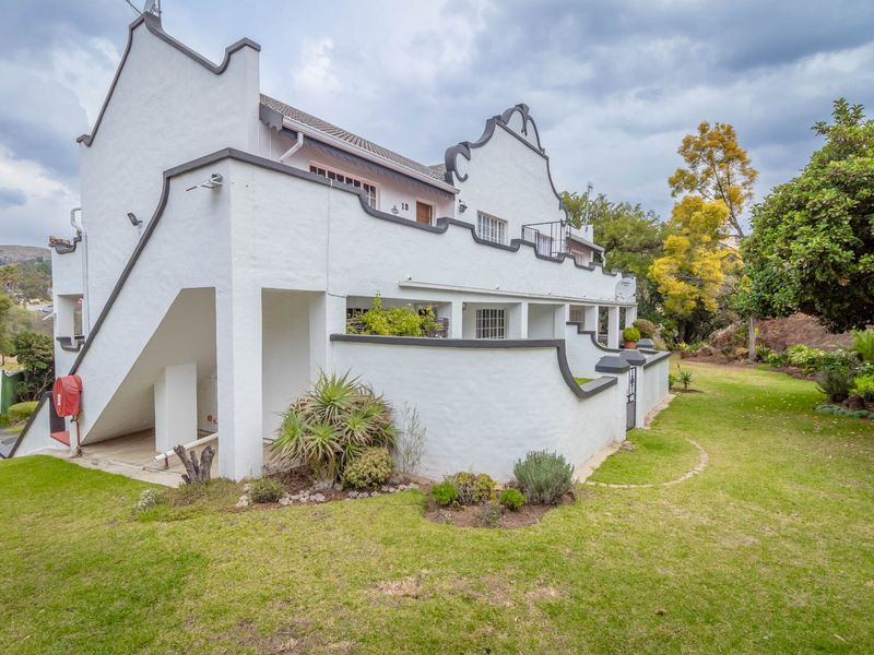 Charming 2 Bedroom 1 bathroom ground floor apartment in Helderkruin - Photo 3