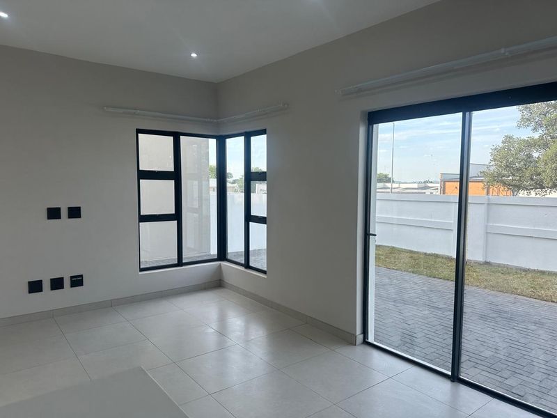 Discover Your Dream Home - Photo 5