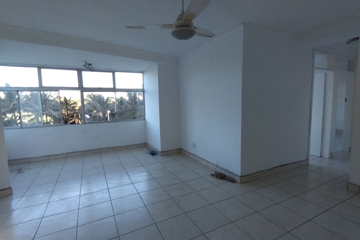 2-Bedroom Beachfront Apartment with Full Sea Views - Photo 4