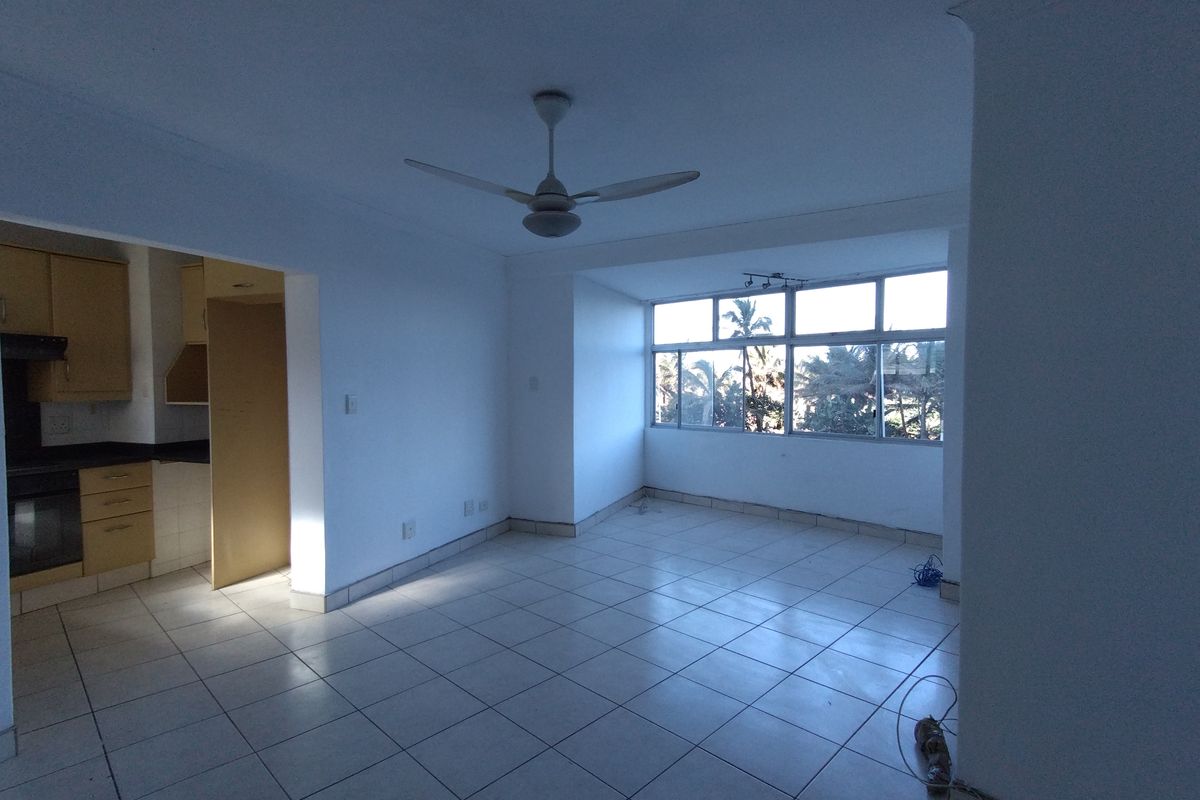 2-Bedroom Beachfront Apartment with Full Sea Views - Photo 3