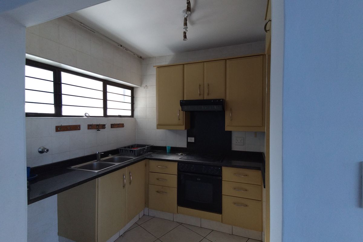 2-Bedroom Beachfront Apartment with Full Sea Views - Photo 5