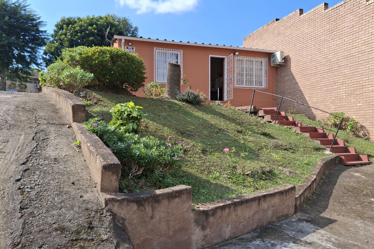 2 Bedroom Family Home - Photo 2
