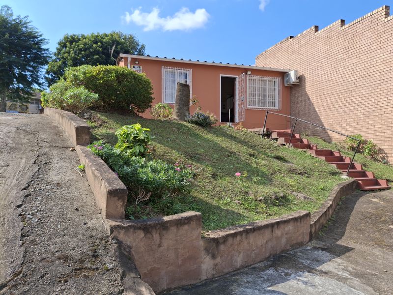 2 Bedroom Family Home - Photo 2