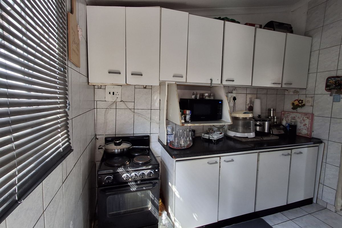 2 Bedroom Family Home - Photo 4