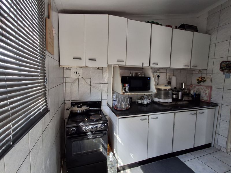 2 Bedroom Family Home - Photo 4