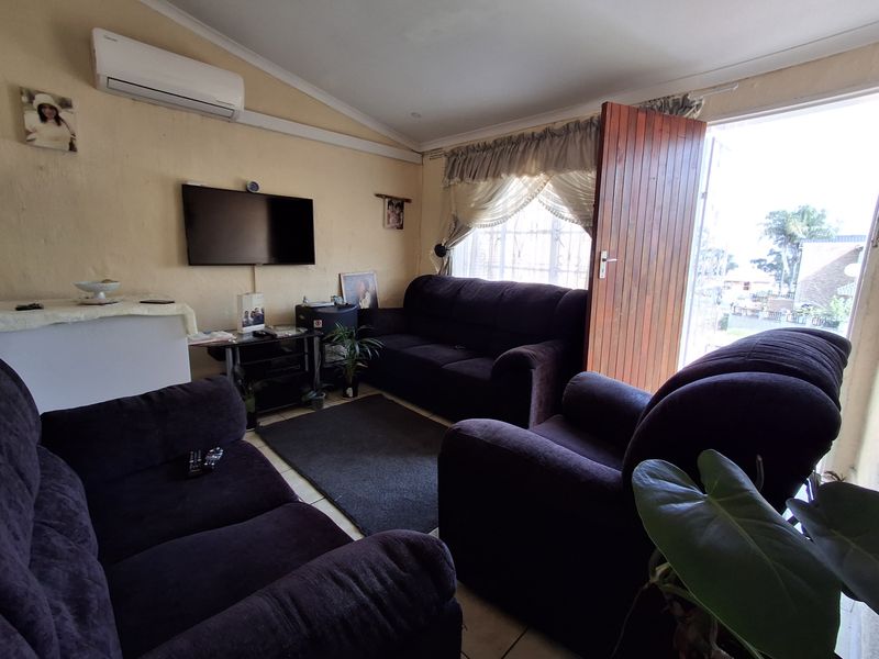 2 Bedroom Family Home - Photo 9