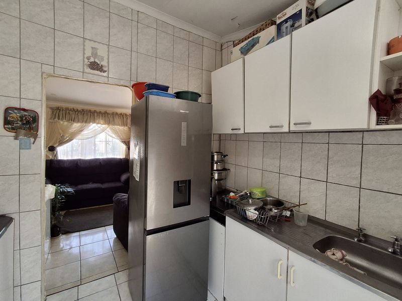 2 Bedroom Family Home - Photo 5