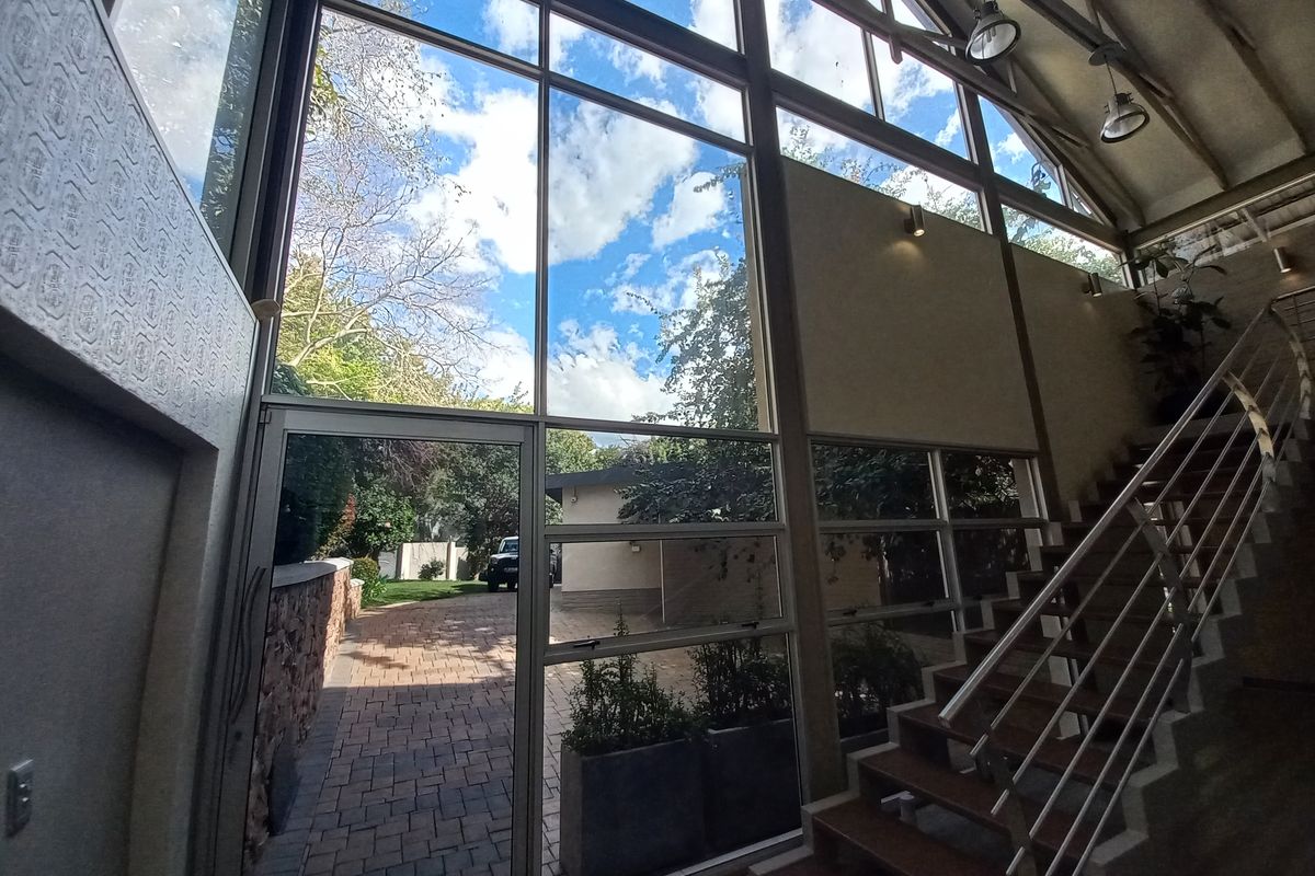 Elegant and Spacious Home in Prime Cashan - Photo 5