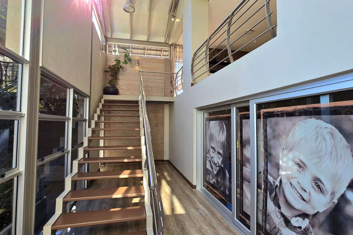 Elegant and Spacious Home in Prime Cashan - Photo 4