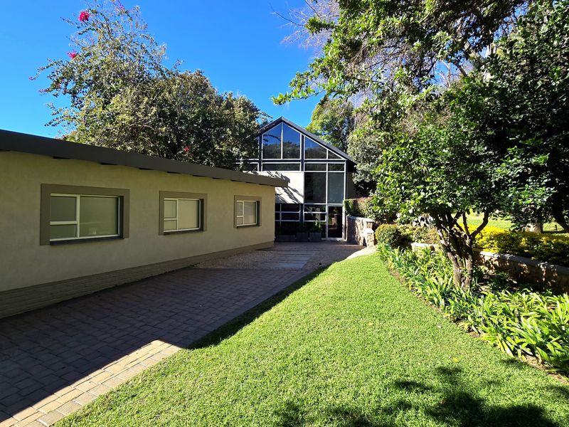 Elegant and Spacious Home in Prime Cashan - Photo 3