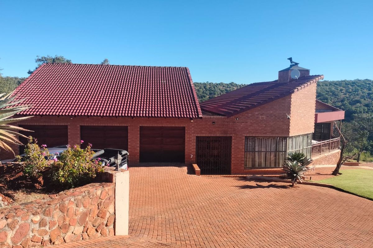 Bushveld Elegance Meets Smart Investment Potential - Photo 2