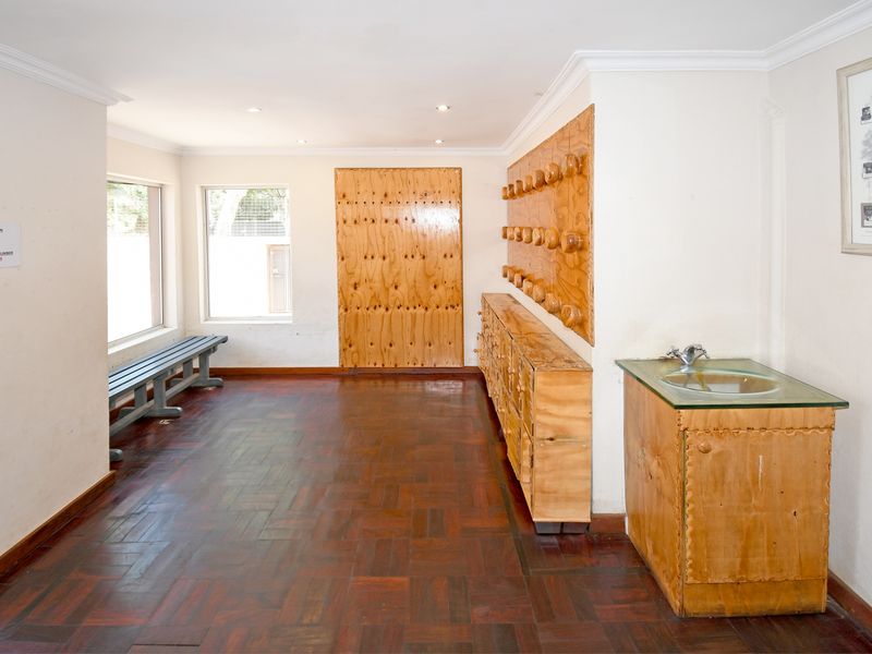 Highlands North – Jhb – Immediate Occupation – Empty and Waiting!! - Photo 10