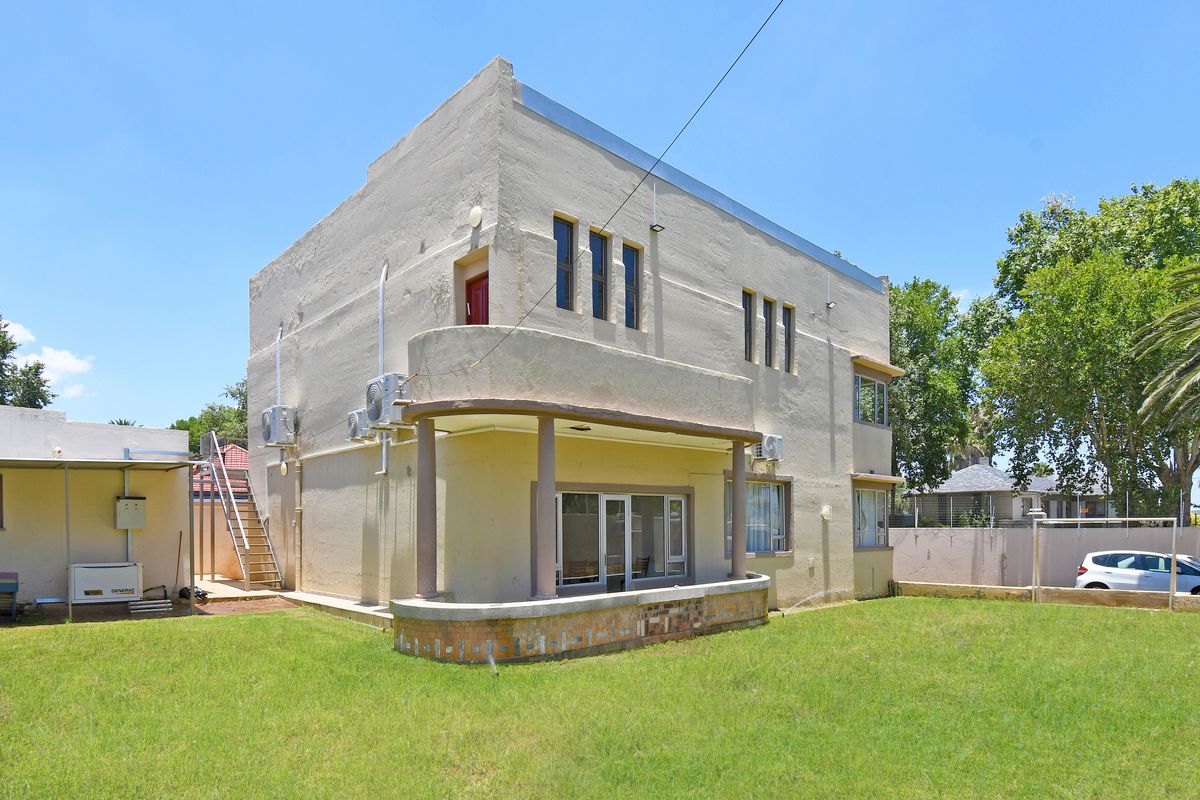 Highlands North – Jhb – Immediate Occupation – Empty and Waiting!! - Photo 5